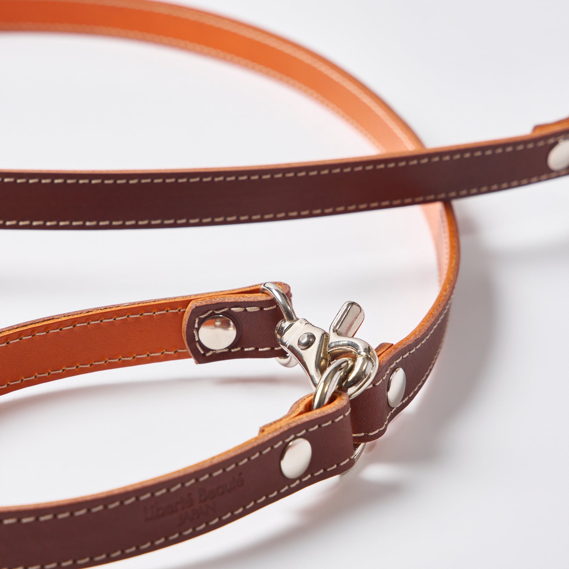 Classic Leather カフェリード｜植物タンニンなめし本革の犬用リード 全長約109cm - Liberté Beauté